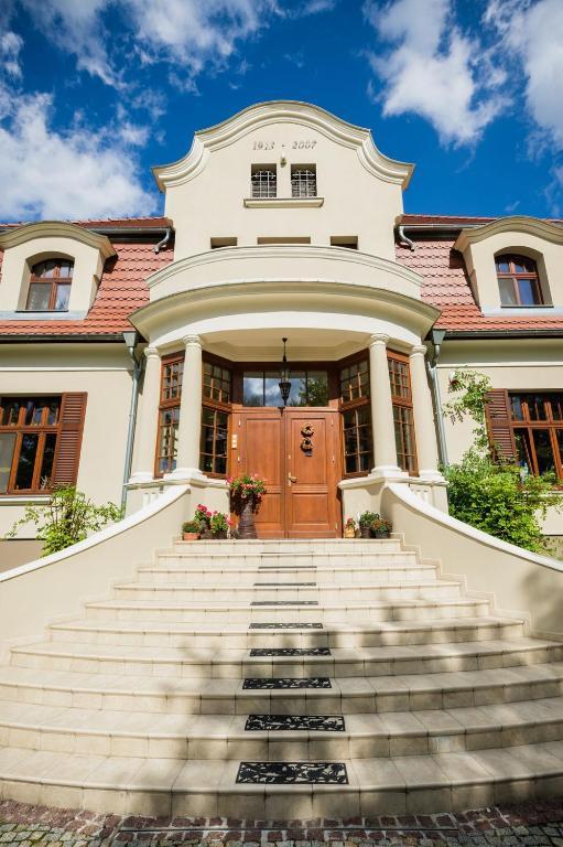 Villa Cztery Pory Roku Zbąszynek Exterior foto